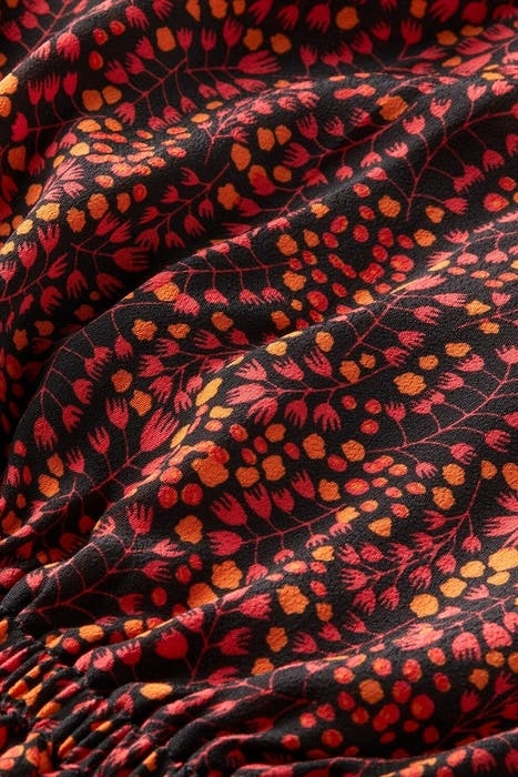 CROPPED TOP WITH GATHERING DETAILS COMBO D 3