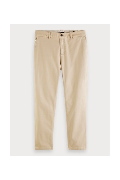 FAVE- CLASSIC GARMENT-DYED TWILL CHINO SAND 1