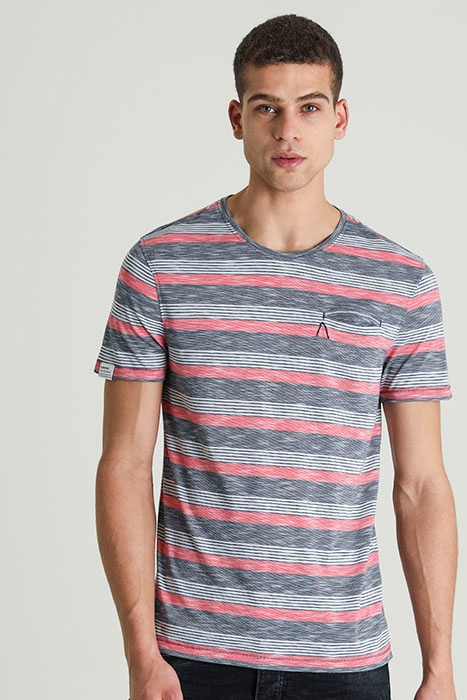 UNIVERSAL WIDE RED 1