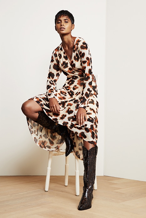 NATASJA FRILL DRESS BLACK/RUST 2