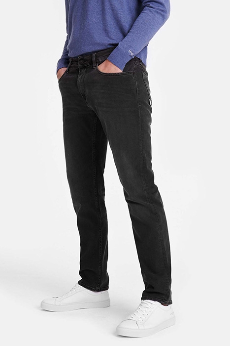 REGULAR FIT JEANS IN DARK GREY WASH DENIM DARK GREY WASH 1