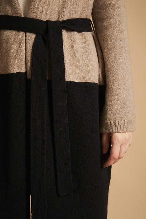 COLOURBLOCK STRICKMANTEL GOTS OFFWHITE MULTICOLOUR 4